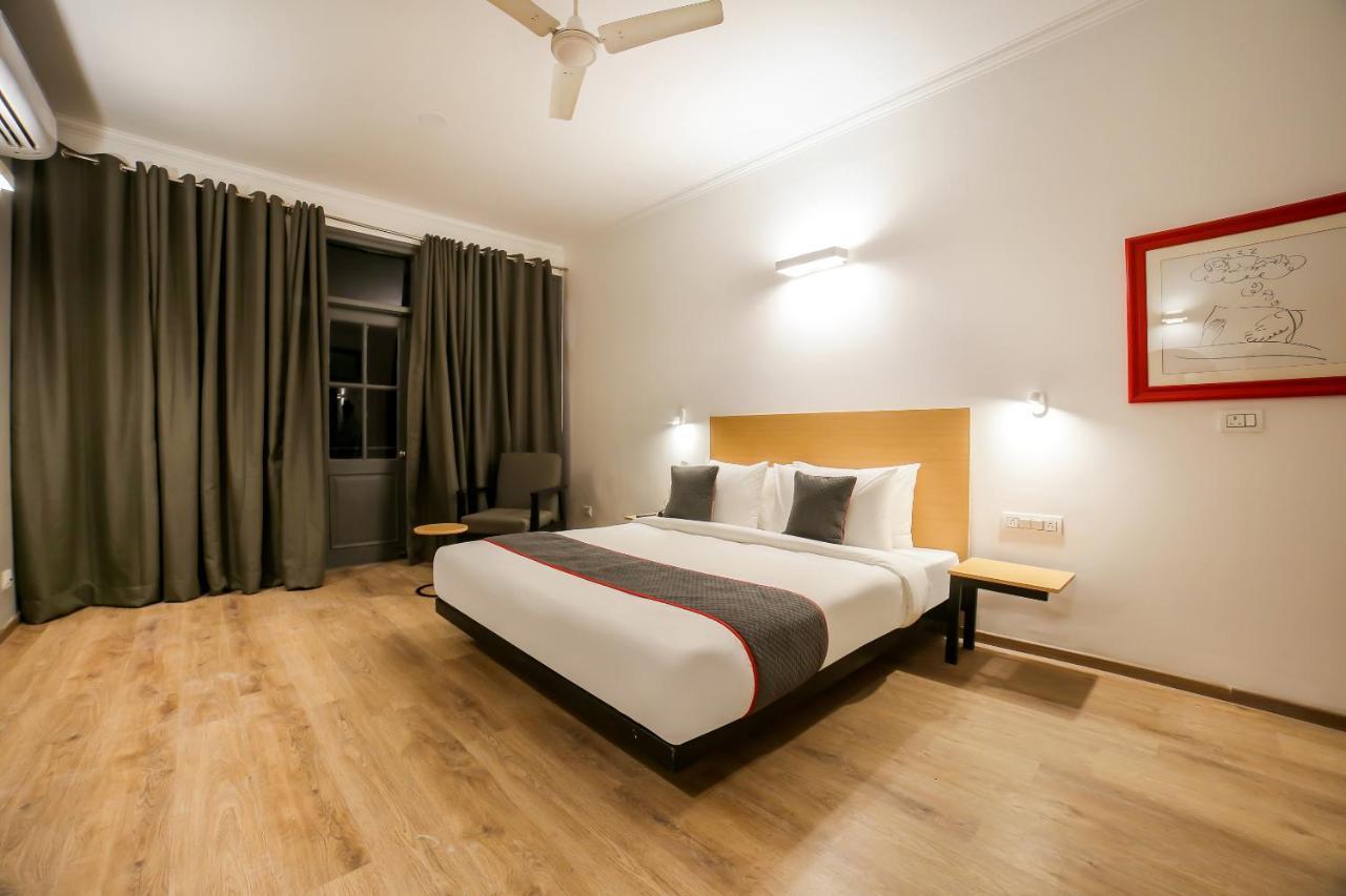 Townhouse 330 Dlf Phase-2 Near Leisure Valley Park Gurgaon Esterno foto