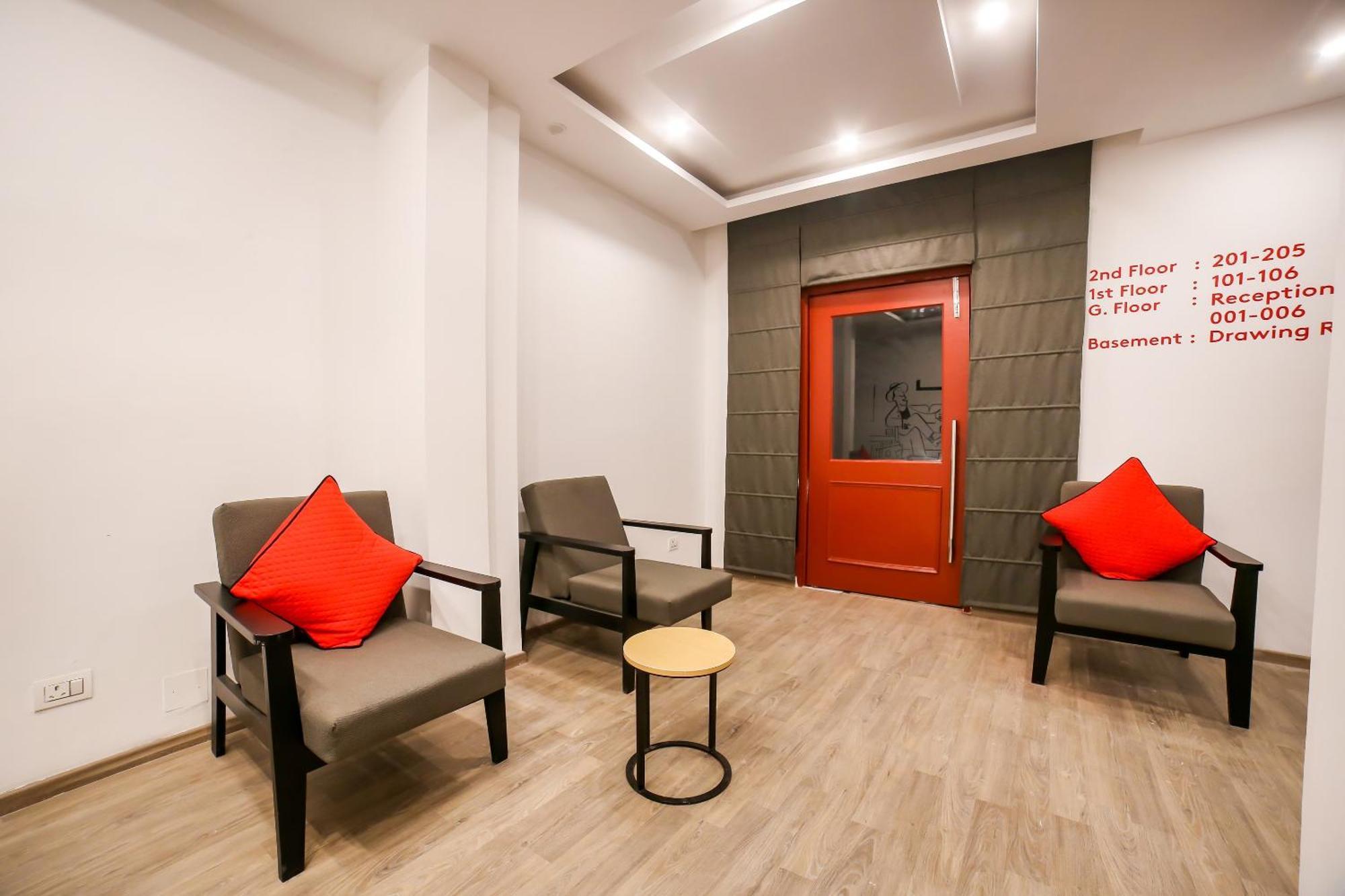 Townhouse 330 Dlf Phase-2 Near Leisure Valley Park Gurgaon Esterno foto