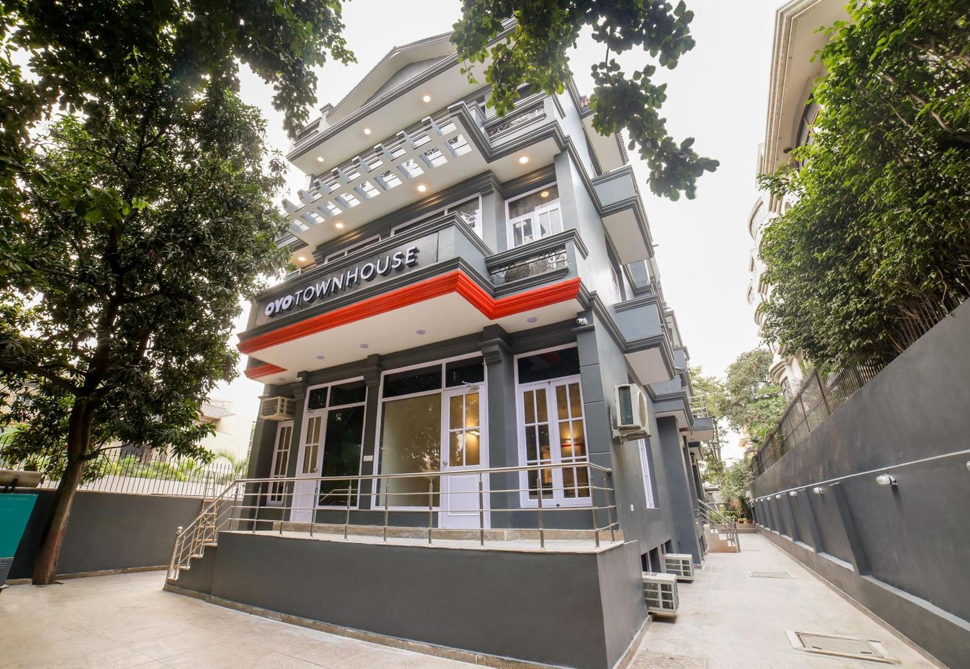 Townhouse 330 Dlf Phase-2 Near Leisure Valley Park Gurgaon Esterno foto